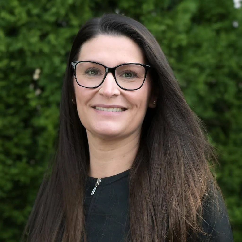 Dentist in Woodinville WA Staff Member Laura ()